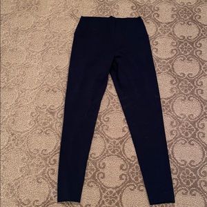Aritzia TNA leggings never worn